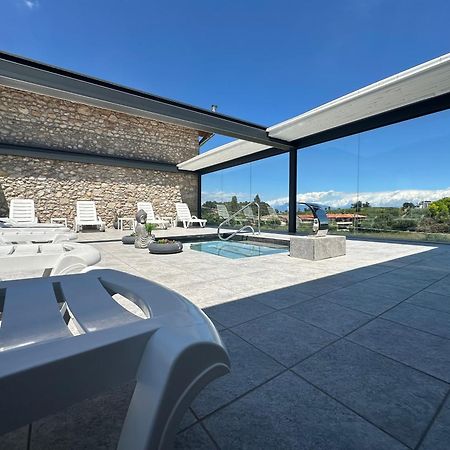 Agriturismo Al Mancino Лонато Экстерьер фото
