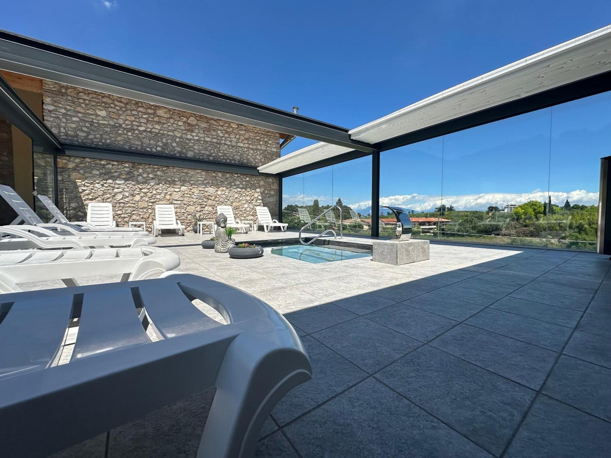 Agriturismo Al Mancino Лонато Экстерьер фото